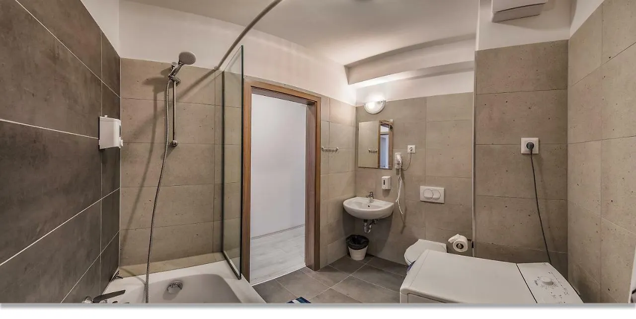 בודפשט Nova City Apartments 0*,  הונגריה